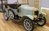36: 1913 Morris Oxford Bullnose