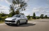 Porsche Cayenne Turbo S E-Hybrid (679 hp) 