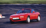 Mazda MX-5 (1989) Mazda MX-5 (1989)