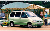 Nissan Serena (1992) Nissan Serena (1992)
