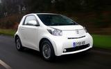 Toyota iQ (845kg) Toyota iQ (845kg)
