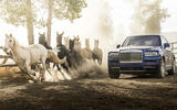 Rolls-Royce: Cullinan Rolls-Royce: Cullinan