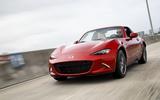 Mazda MX-5 Miata – 2332lb (1052kg)