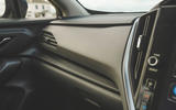 subari crosstrek review 2024 22 dash trim