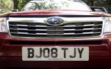 A cheese-cutter grille; unfortunately this is the only truly distinctive part of the exterior Subaru Forester front grille