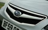 This floating wing-type grille has been adopted as the family grille Subaru Legacy front grille