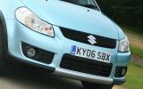 Nose has familiar Suzuki look, with neat styling Suzuki SX4 front grille