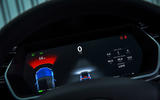 Tesla Model X 보조 정보 패널
