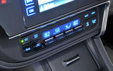 Toyota Auris climate controls