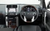 Toyota Land Cruiser V8 dashboard