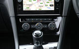 Volkswagen Golf centre console