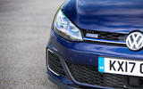 Volkswagen Golf GTE LED headlights