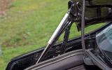 Volkswagen Phaeton hydraulic boot struts