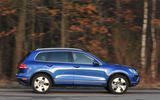 Volkswagen Touareg side profile