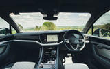 vw touareg review 2024 09 dash vw touareg review 2024 09 dash