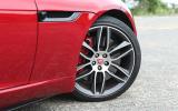 no title Comparison: Jaguar XK Dynamic R versus Jaguar F-type R coupe