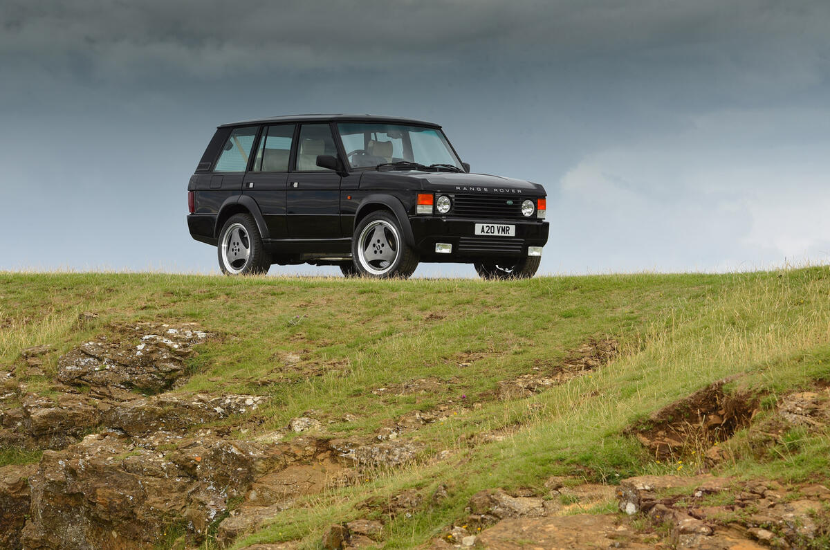 00108 JIA Range Rover Chieftain ICE V8 review 2024 front static close