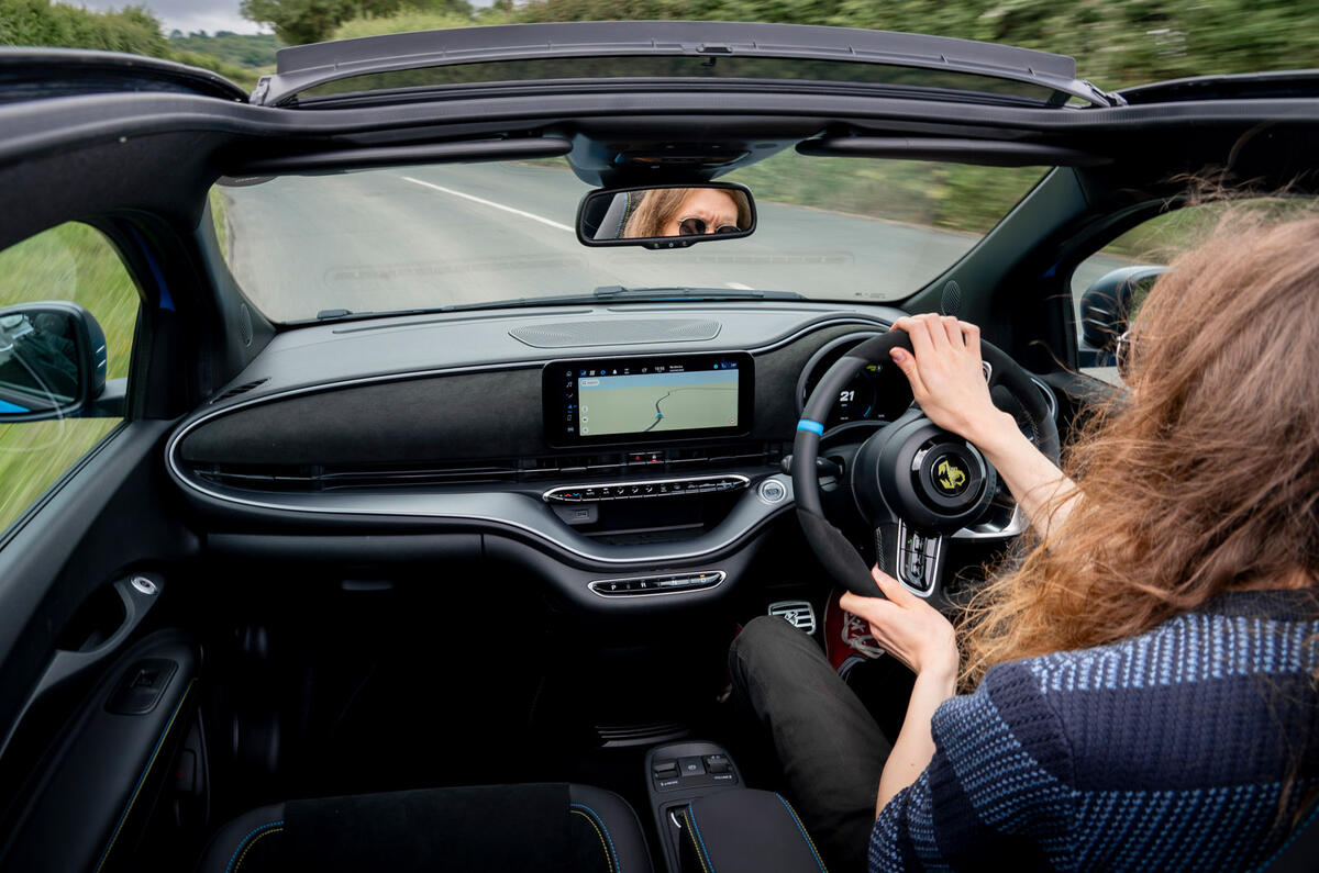 00110 Abarth 500e Convertible UK FD 2023 IV driving 00110 Abarth 500e Convertible UK FD 2023 IV driving