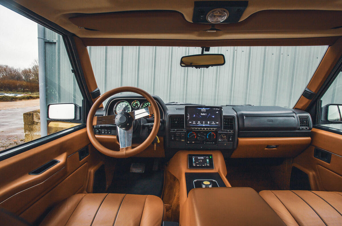 00115 JIA Range Rover Chieftain PHEV review 2024 dashboard