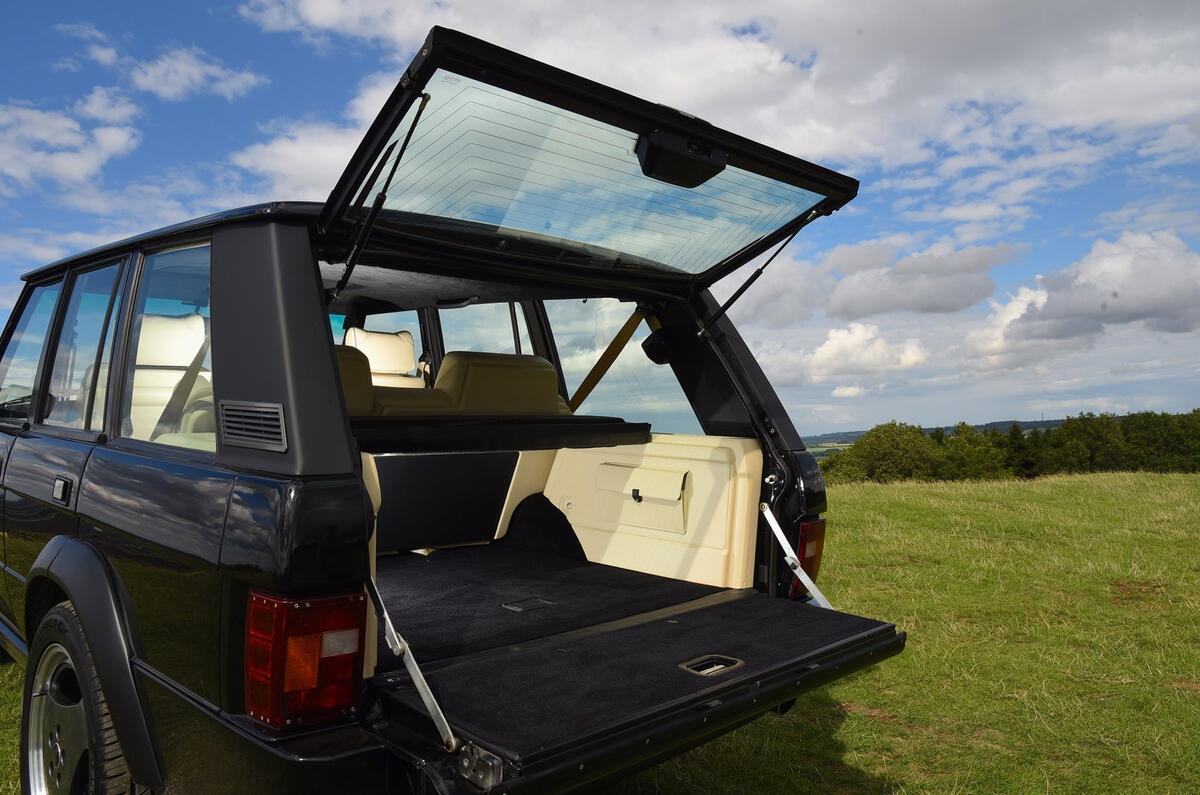 00118 JIA Range Rover Chieftain ICE V8 review 2024 boot