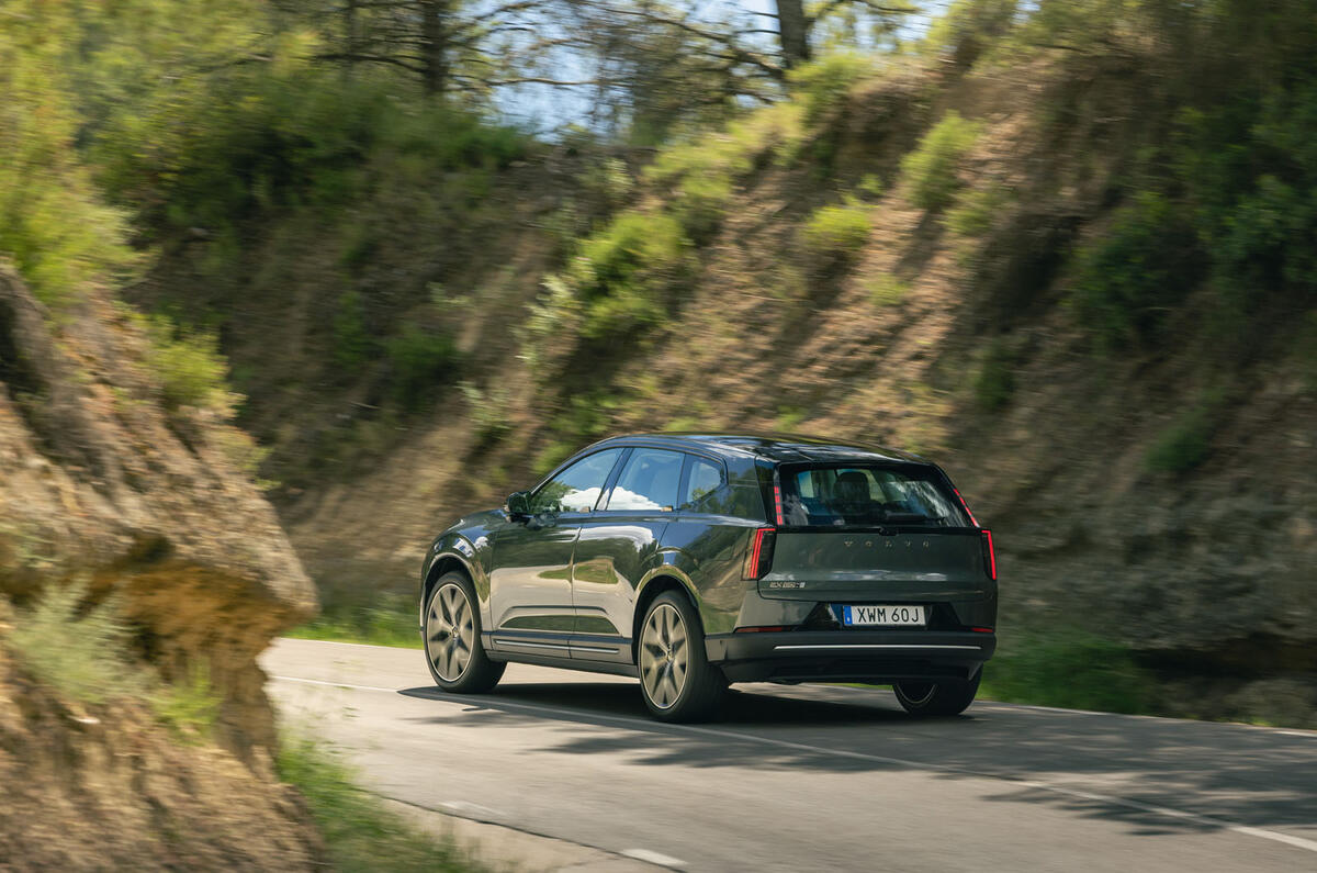 02 Volvo EX60 autocar road test review rear cornering copy