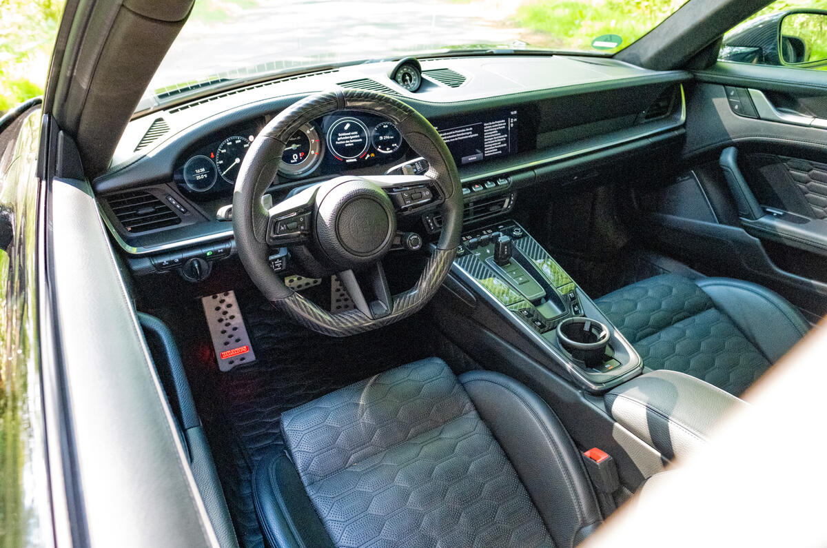 03 Brabus Rocket R 900 2024 interior 03 Brabus Rocket R 900 2024 interior