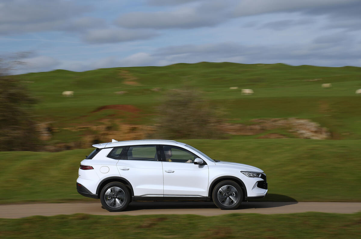 03 BYD Sealion 5 dm i autocar road test review side driving