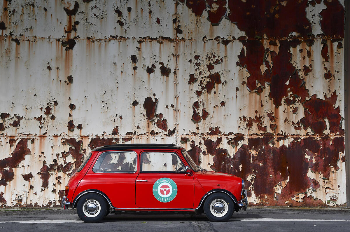 03 Electrogenic Mini Cooper electric 2022 FD side static 03 Electrogenic Mini Cooper electric 2022 FD side static