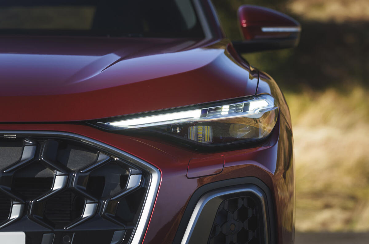 05 Audi Q5 2025 Autocar road test review headlight