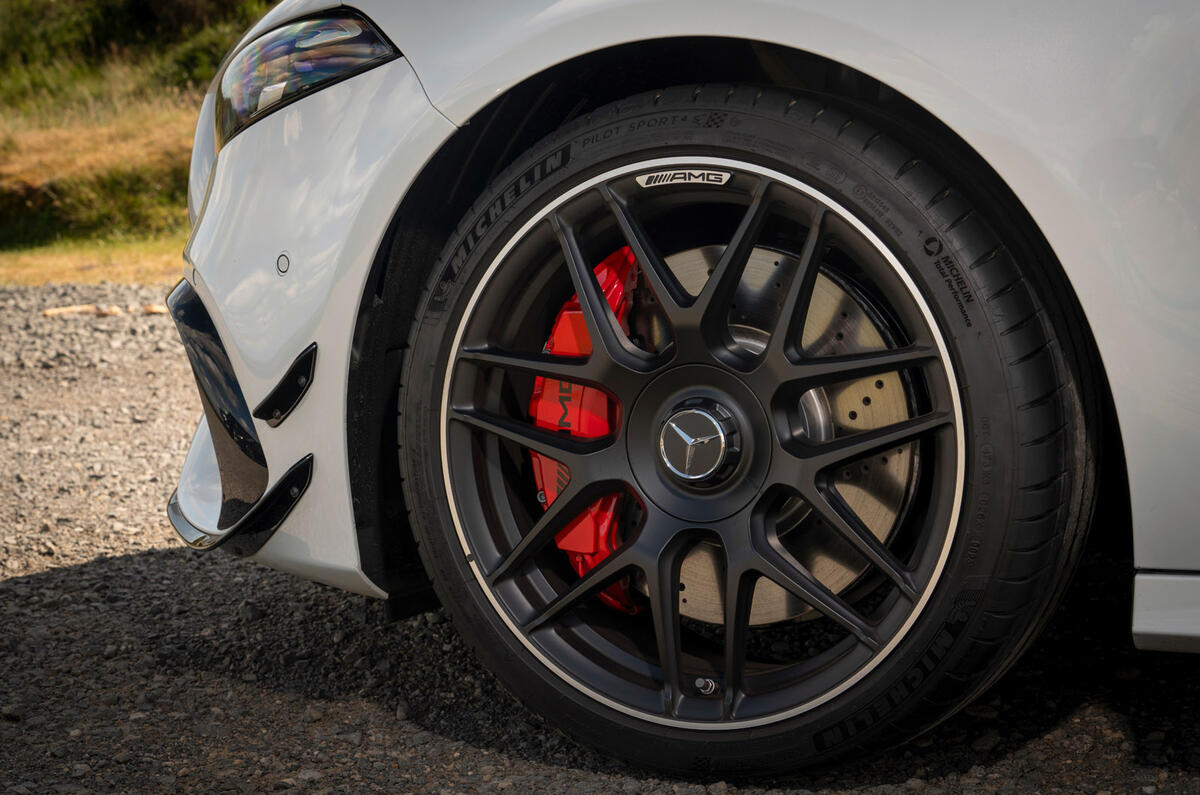 05 Mercedes AMG A45 S RT 2023 wheel canards