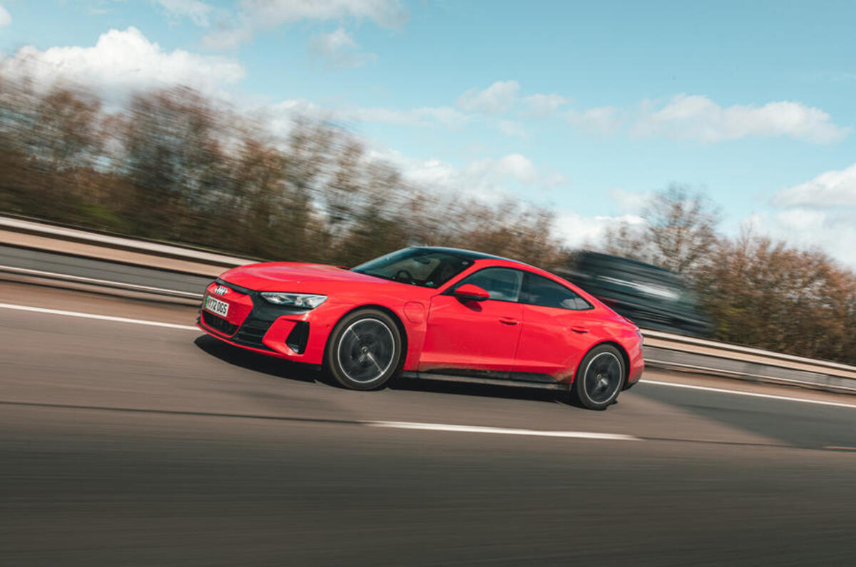 Audi E-tron GT avant dynamique