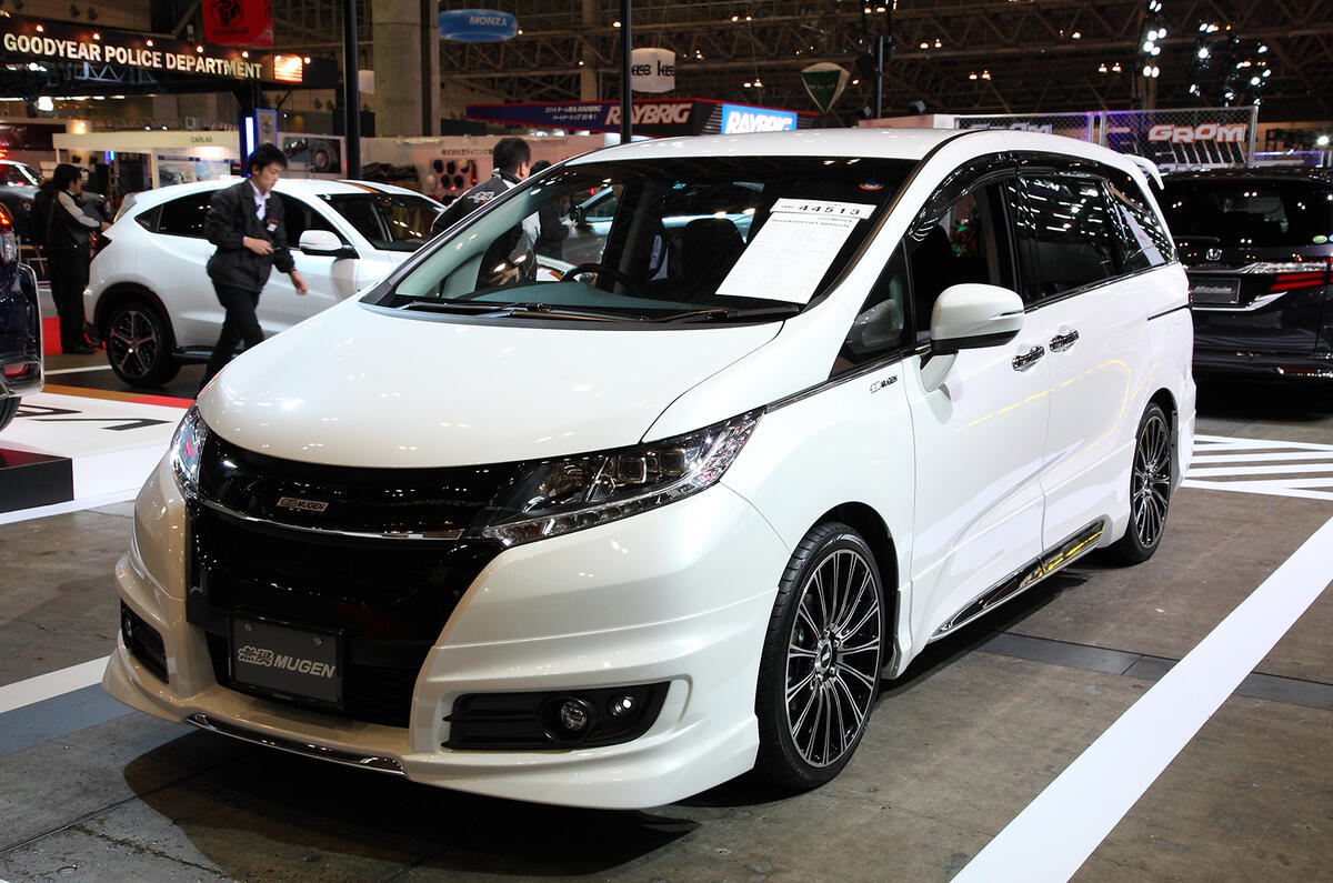 Tokyo Auto Salon 2014 show gallery