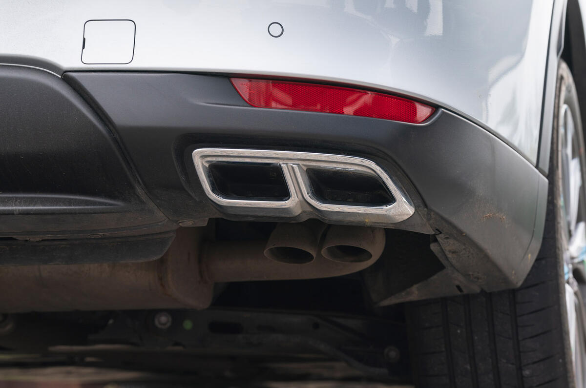 07 Mazda CX60 RT 2023 fake exhaust