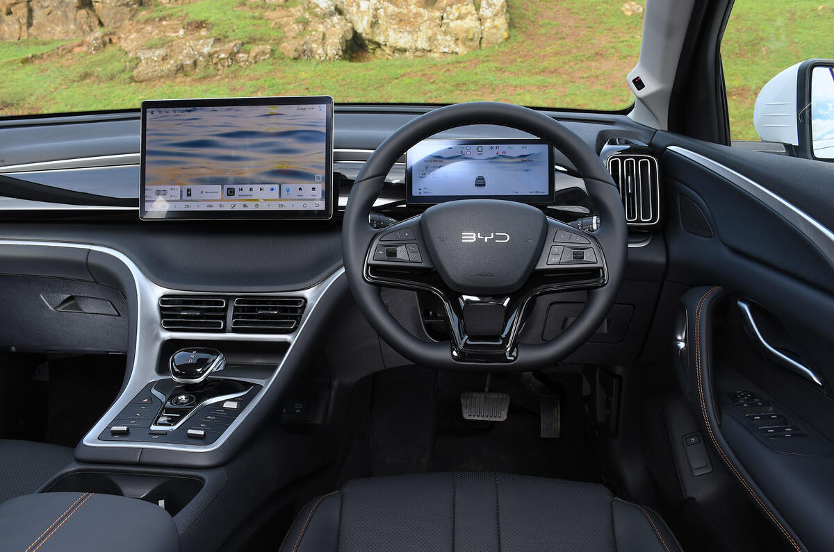 08 BYD Sealion 5 dm i autocar road test review dashboard