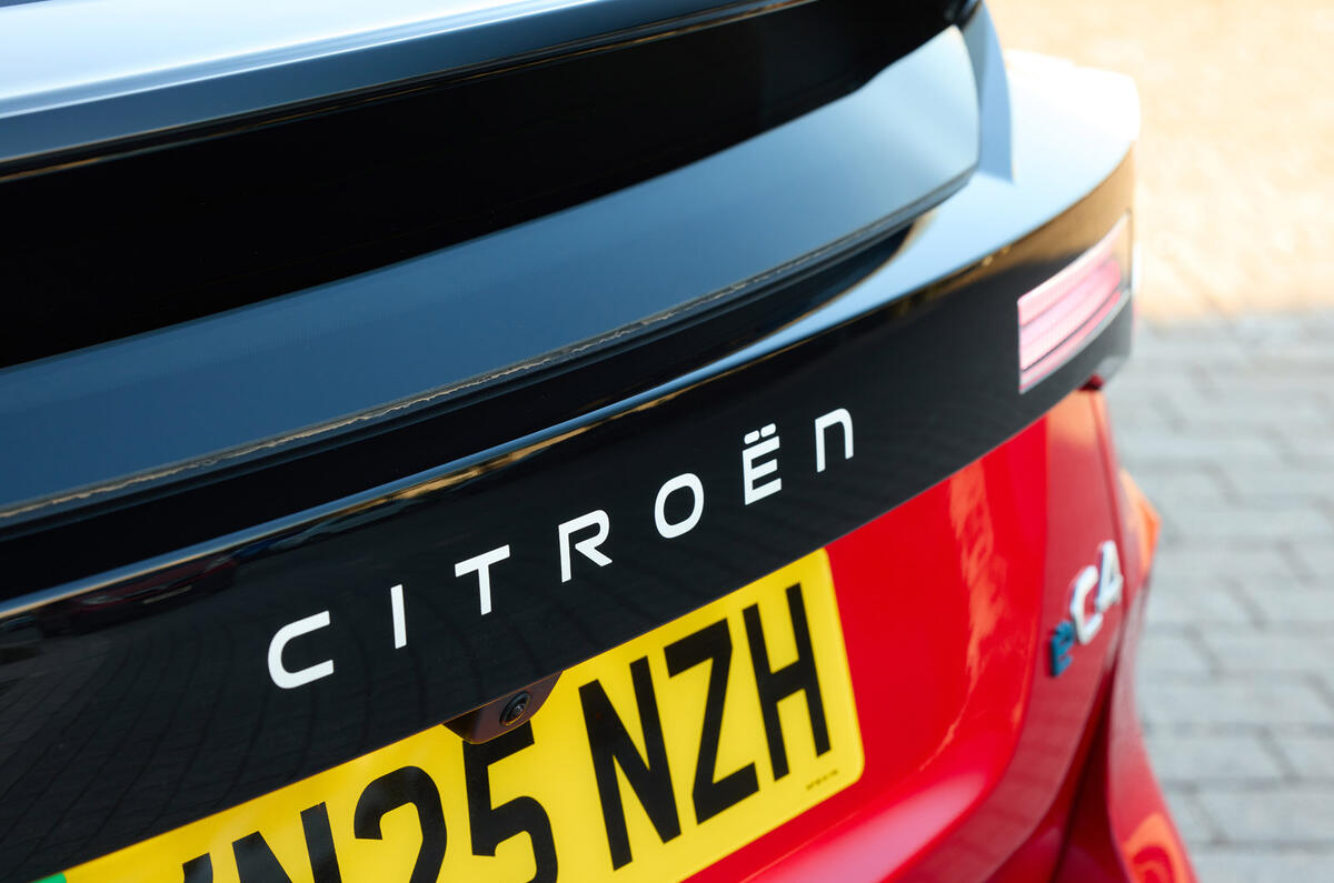 08 Citroen e C4 2025 review Citroen script 08 Citroen e C4 2025 review Citroen script