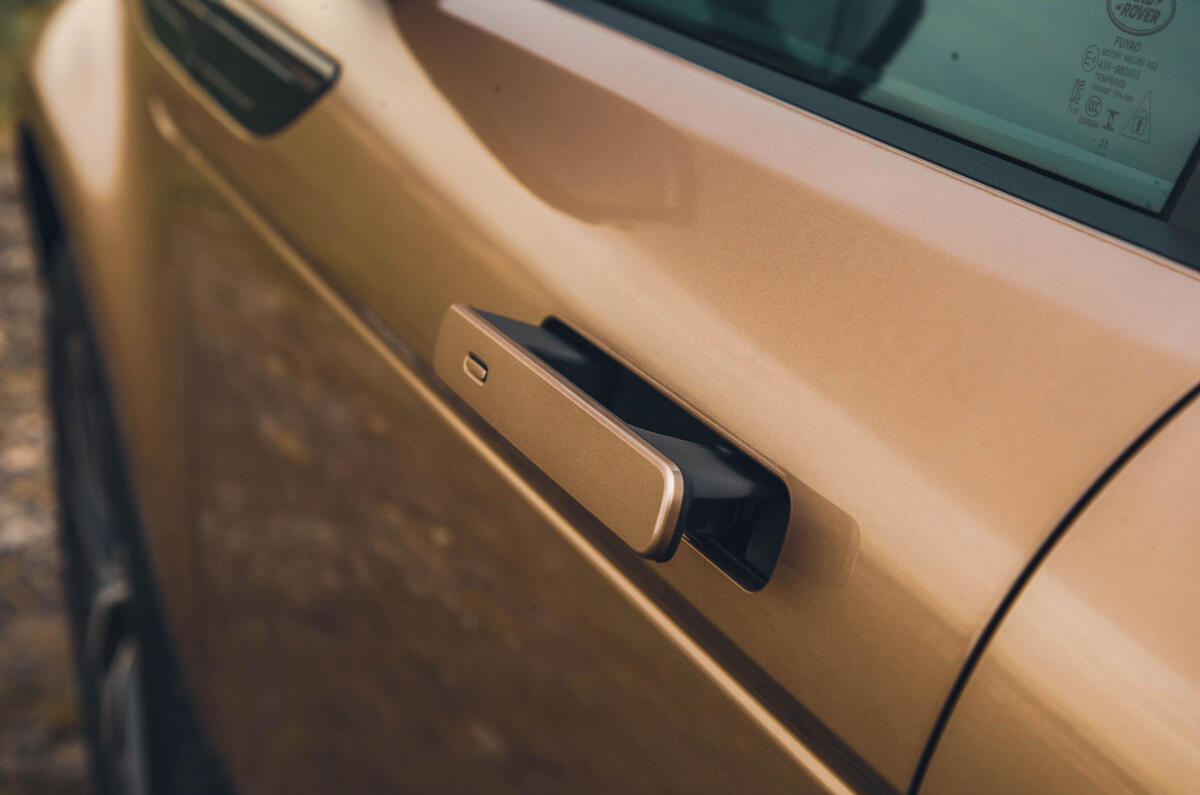 08 Range Rover Evoque RT 2024 door handle