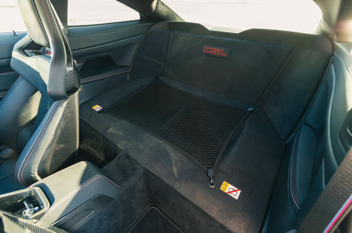 09 BMW M4 CSL RT 2022 rear seat delete 09 BMW M4 CSL RT 2022 rear seat delete