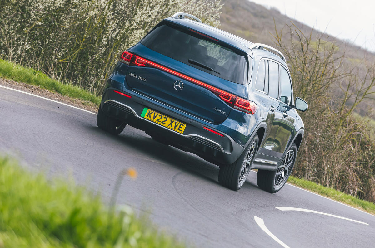 1 Mercedes Benz EQB RT 2022 rear corner