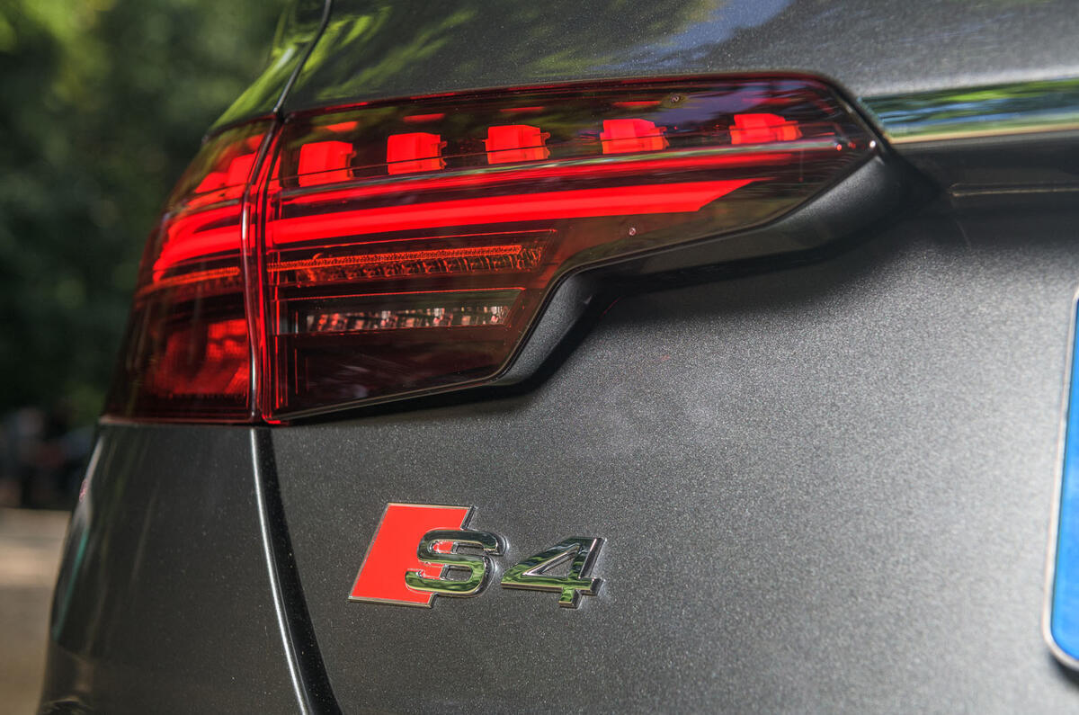 Audi S4 TDI 2019 road test review - rear lights