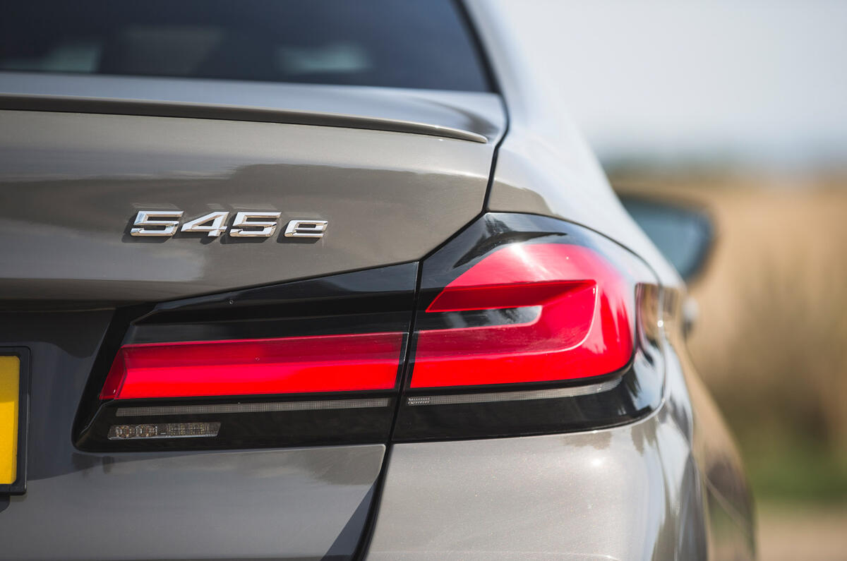 10 BMW 545e 2021 road test review rear lights