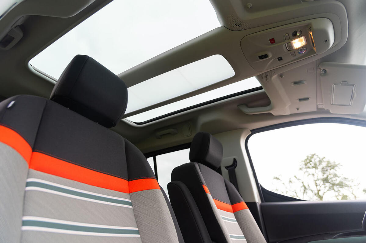 Citroen Berlingo 2018 road test review - cabin
