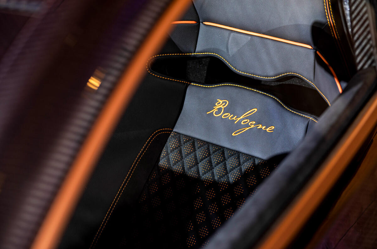 10 hispano suiza carmen boulogne 2021 drive seat details