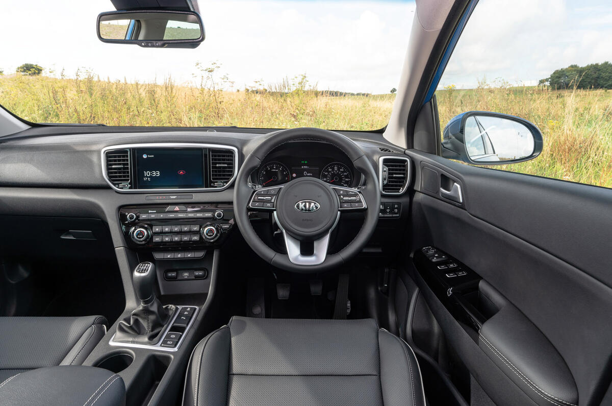 10 Kia Sportage 2020 road test review update dashboard