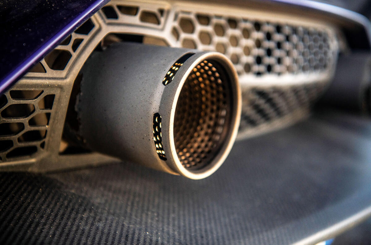 Lamborghini Aventador SVJ 2019 road test review - exhaust tips