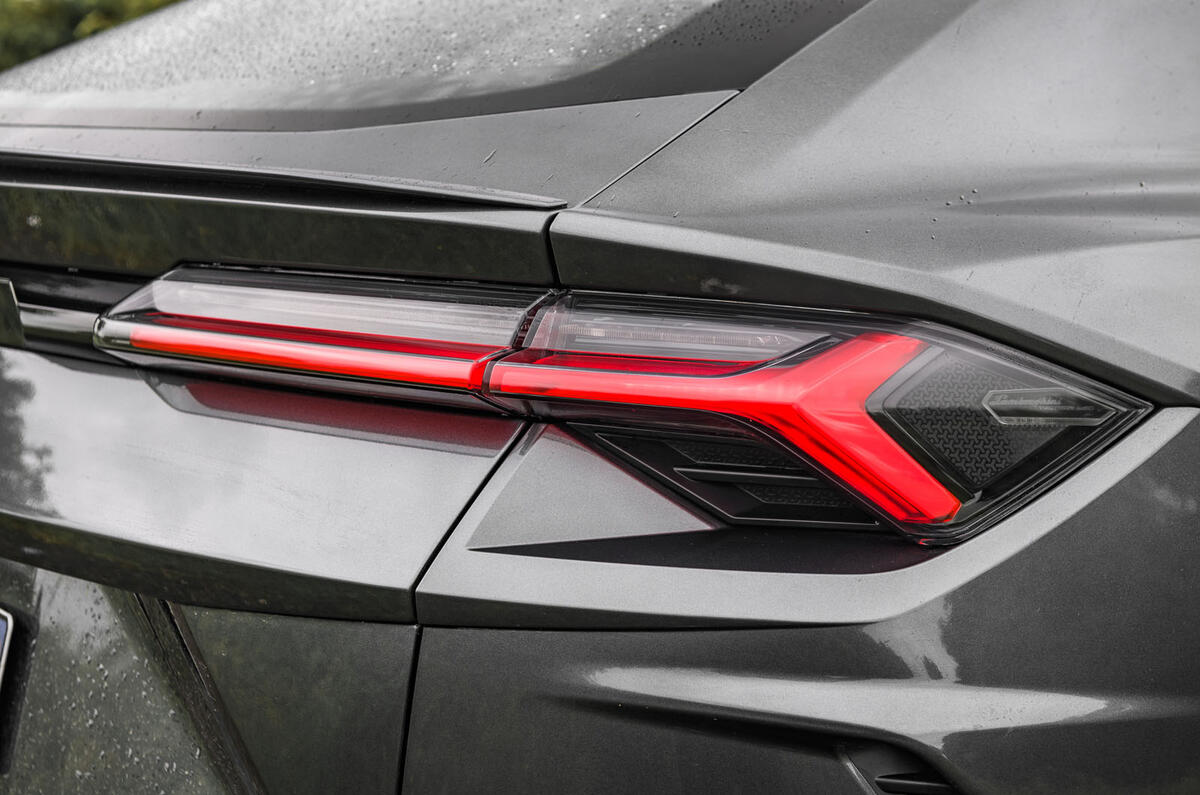 Lamborghini Urus 2019 road test review - rear lights