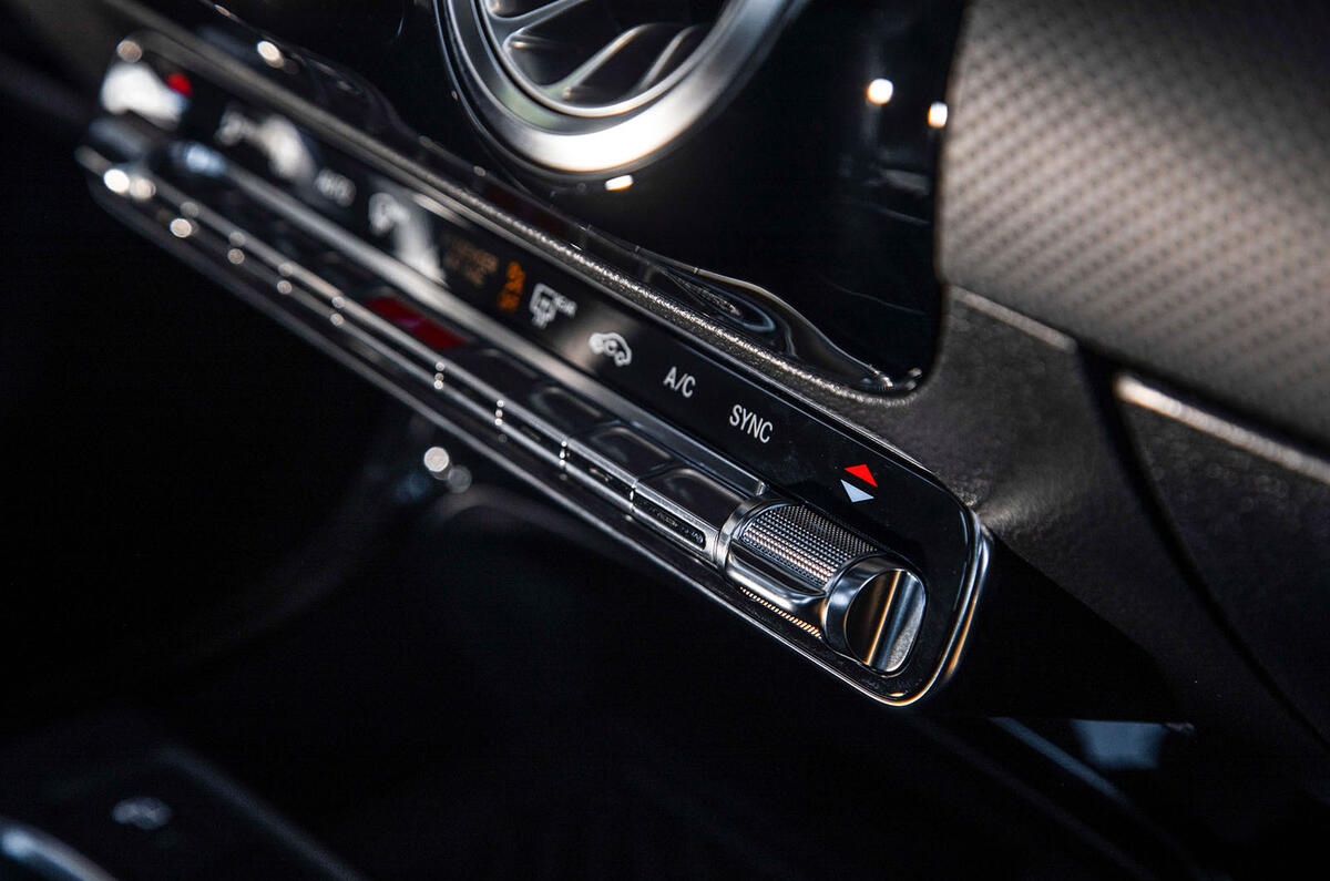 Mercedes-Benz A-Class saloon 2018 review - climate controls