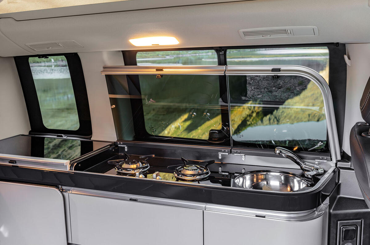 Mercedes-Benz Marco Polo 2019 road test review - kitchen