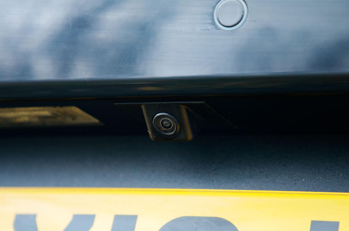 MG ZS EV 2019 road test review - rear camera