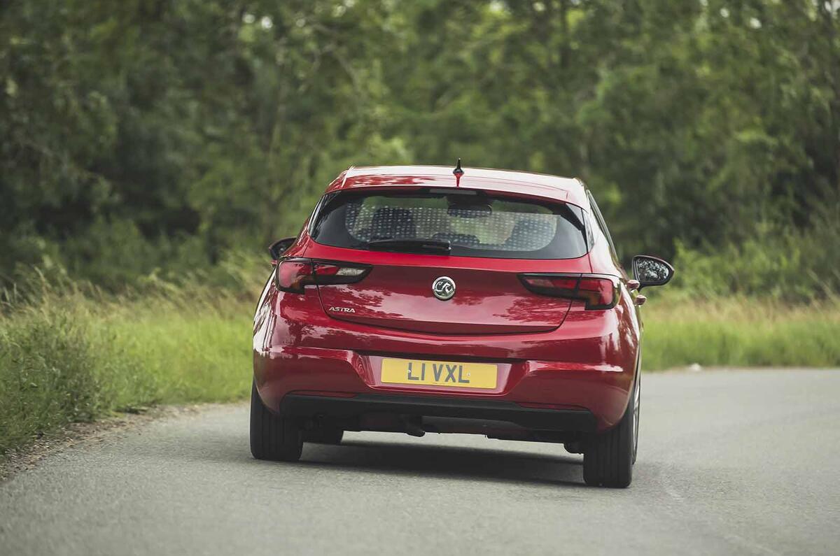 Vauxhall Astra 2019 road test review - cornering rear