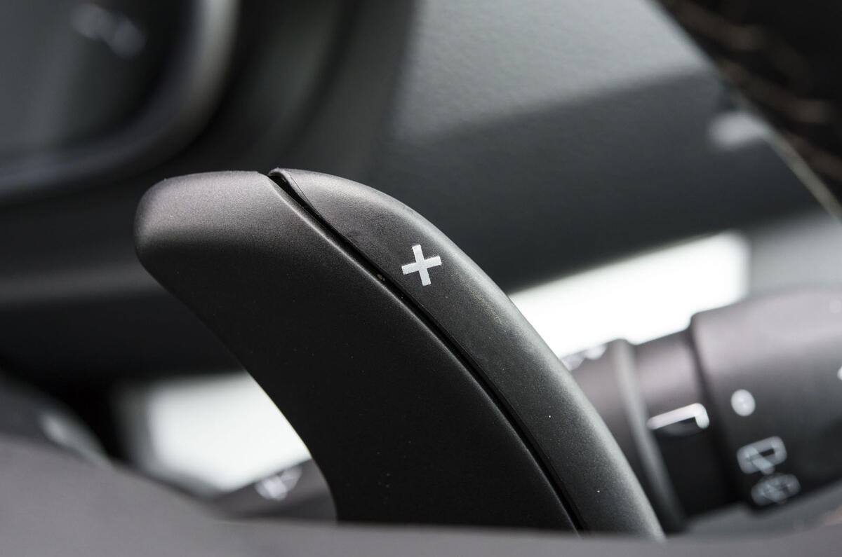 Vauxhall Vivaro Life 2019 road test review - gear selector